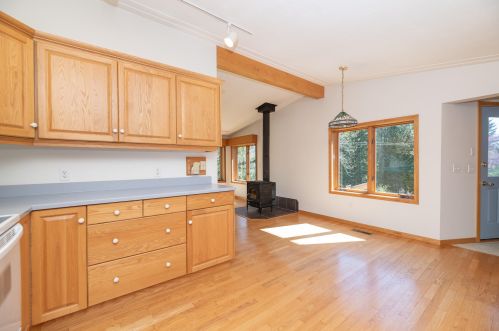 6450 2 St, Kalamazoo MI 49007-4909 exterior