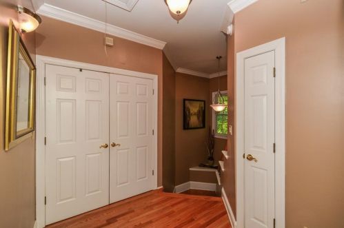 331 Carpenter Dr, Atlanta GA  30328-5054 exterior