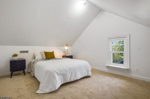 103 Oakview Ave, Maplewood NJ 07040-2303 exterior