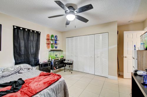 20570 Carousel Cir, Boca Raton FL  33434-3931 exterior