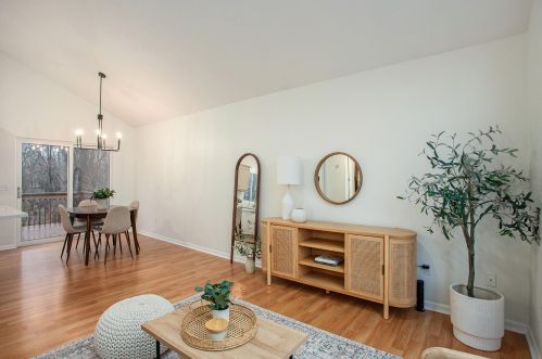 2807 Paddington Dr, Grand Rapids MI 49512-8089 exterior