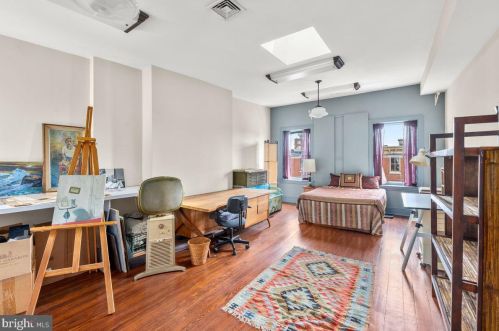 1129 Christian St, Philadelphia PA 19147-3710 exterior