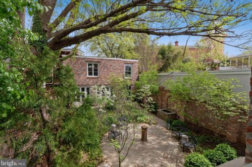 1351 Wisconsin Ave, Washington DC  20007-3304 exterior