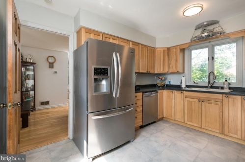 312 Harrison St, Princeton NJ 08540-3508 exterior