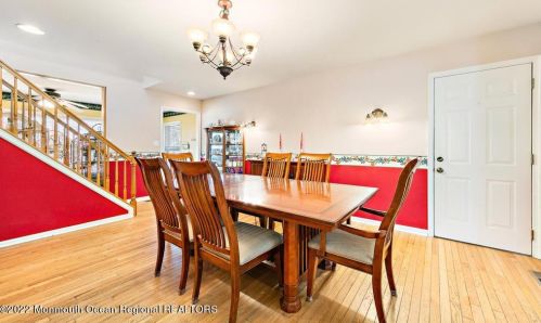 19 Glenwood Dr, Berkeley Township NJ 08721 exterior