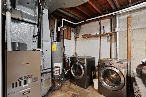 2206 Brookwood Ct, Joliet IL 60435-3309 exterior