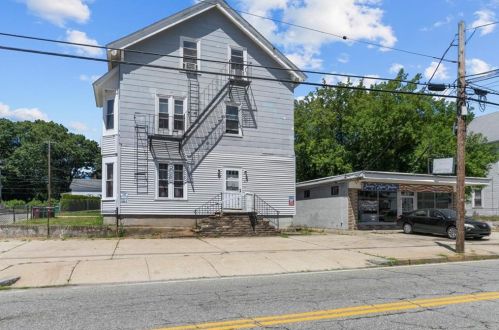 355 Providence St, Woonsocket RI 02895-5173 exterior