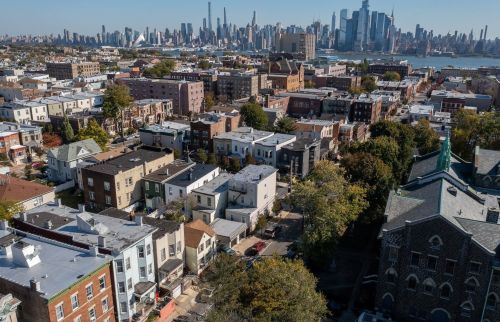 1401 West St, Union City NJ 07087-3238 exterior