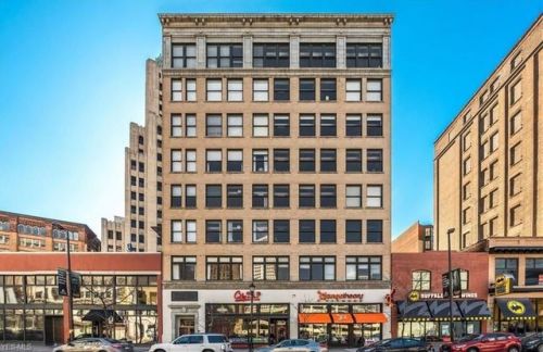 750 Prospect Ave, Cleveland OH  44115-1124 exterior