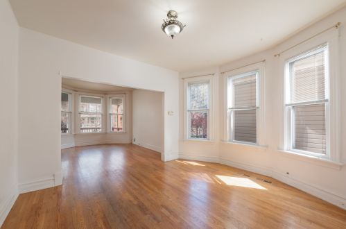 4210 Ridgeway Ave, Chicago IL 60659-1128 exterior