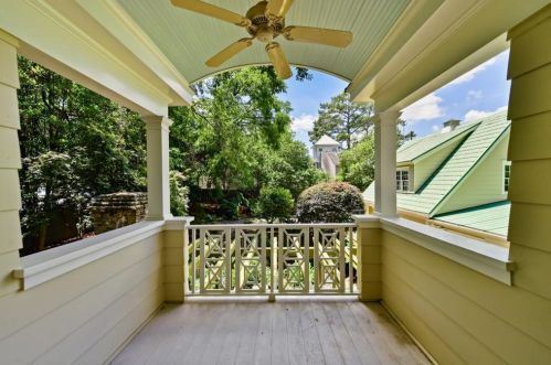 30 Golf Cir, Atlanta GA 30309-2709 exterior