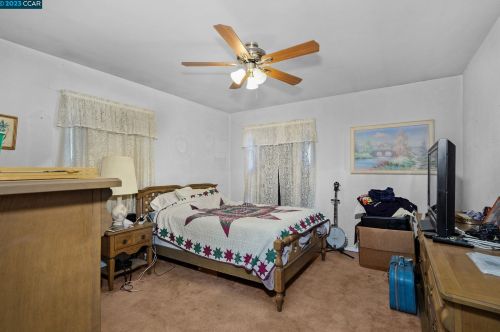 105 Marvin Dr, Concord CA 94523-4114 exterior