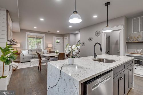 439 Newcomb St, Washington DC  20032-2650 exterior