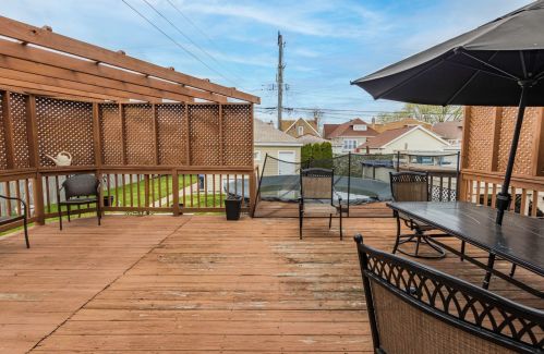 6424 Keeler Ave, Chicago IL 60652-3614 exterior