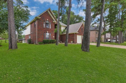 8518 Malardcrest Dr, Humble TX 77346-6119 exterior