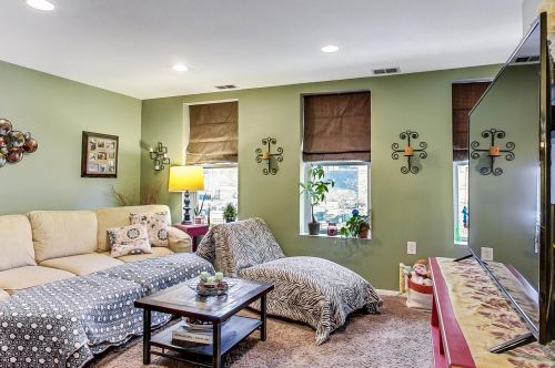 1633 Superior St, Chicago IL 60612-1110 exterior