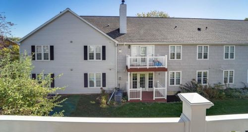 801 Harbor House Dr, Madison, WI 53719-3371