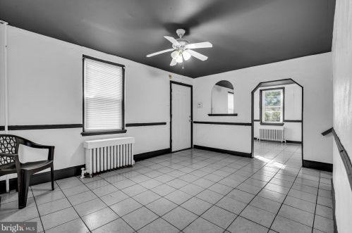 1003 Ironside Rd, Camden NJ 08104-2844 exterior