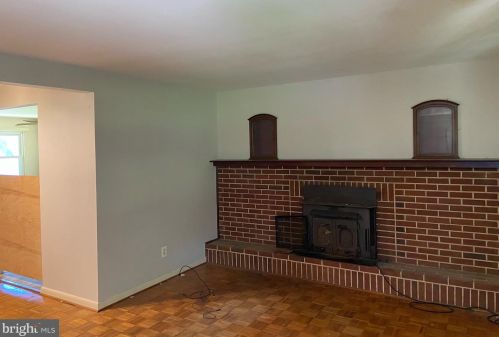 2104 Durham Rd, Fallston MD 21047-1048 exterior