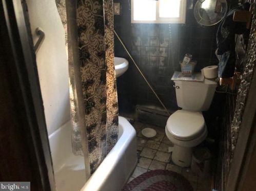 937 Jackson St, Philadelphia PA 19148-3120 exterior