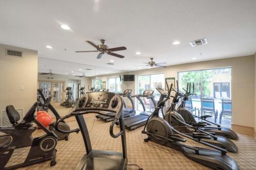 860 Orange Ave, Orlando FL 32801-1015 exterior