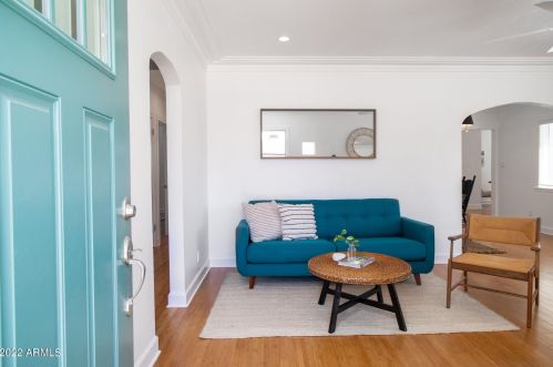 1242 Edgemont Ave, Phoenix AZ 85035-1735 exterior