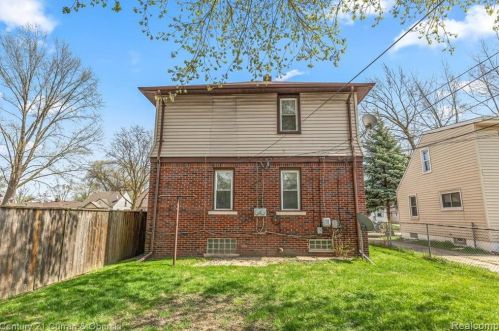 17213 Wood St, Melvindale MI 48122-2200 exterior