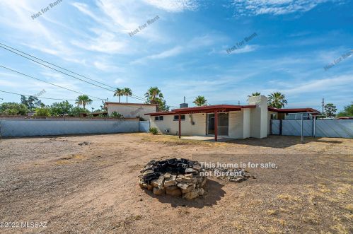 8217 19th St, Tucson AZ  85710-5915 exterior