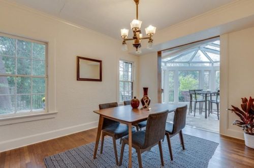 1289 Beech Vly Rd, Atlanta GA 30306-3123 exterior