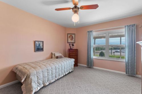 8411 Valcour Ave, Saint Louis MO 63123-3112 exterior