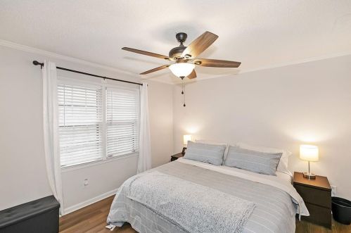 161 Lablanc Way, Atlanta GA  30327-1082 exterior