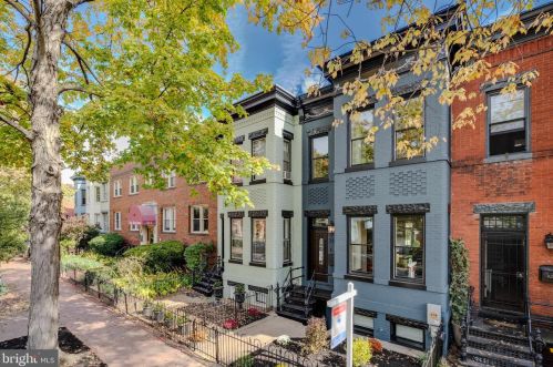 305 7th St, Washington DC  20003-4307 exterior