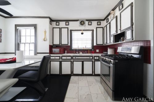 2035 Un Ave, Grand Rapids MI 49507-3218 exterior