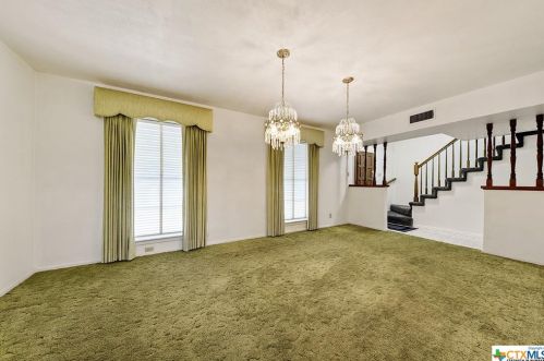 4334 Springview Dr, San Antonio TX 78222-3707 exterior