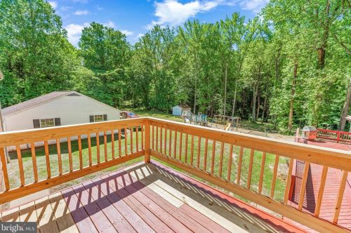 1070 Carson Dr, Huntingtown MD 20639-9507 exterior