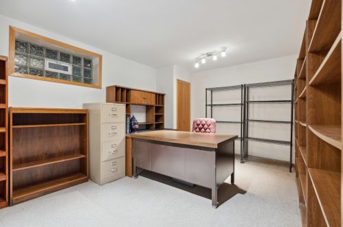 2802 Shields Ave, Chicago IL 60609-4530 exterior