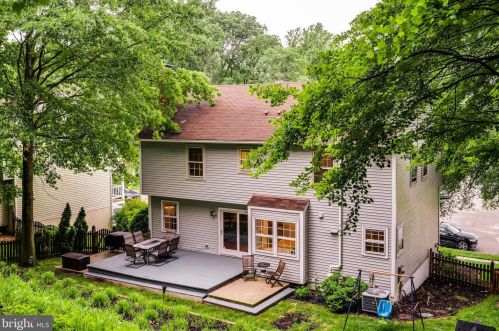 6263 Gentle Ln, Alexandria VA 22310-2260 exterior