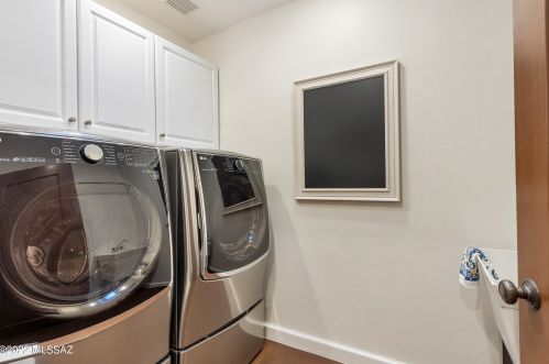 2100 4 St, Tucson AZ 85705-7806 exterior