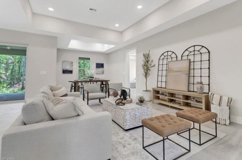 3512 16th Ave, Naples, FL 34120-9157