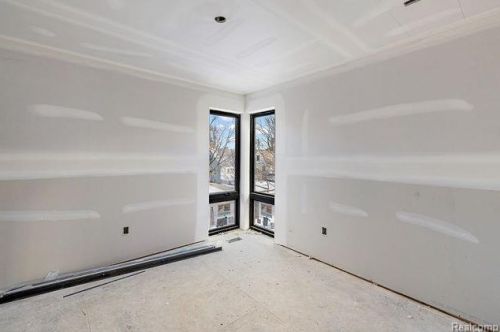 1852 Holland St, Bham MI 48009-6856 exterior