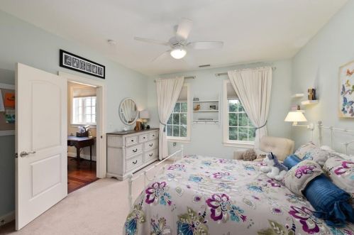 101 Somersby, Farmington CT 06032-2756 exterior