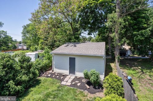 610 Vernon St, Media PA 19063-3909 exterior