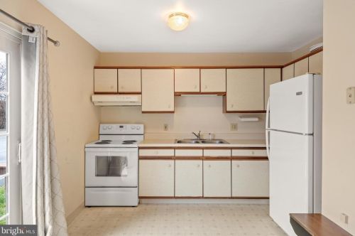 173 Ctr St, Hanover PA 17331-2828 exterior