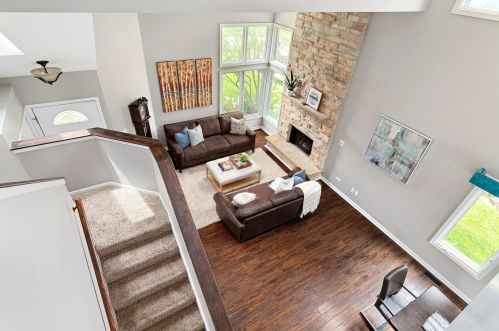 1323 Hamilton Ave, Elmhurst IL 60126-5407 exterior