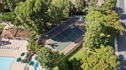 2479 Sunningdale Dr, Tustin CA 92782-0940 exterior