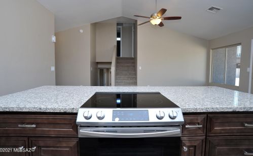 3417 Calle De Ln Bajada, Tucson AZ 85746-8337 exterior