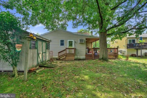 1013 Glasgow St, Pottstown PA 19464-6218 exterior