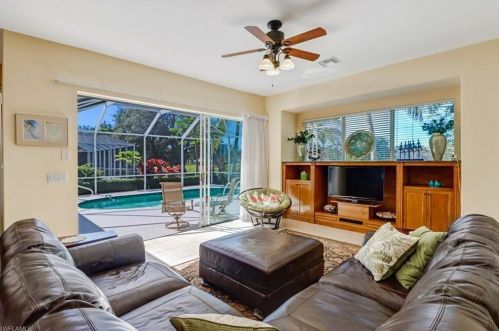 14650 Indigo Lk Cir, Naples FL 34119-4821 exterior