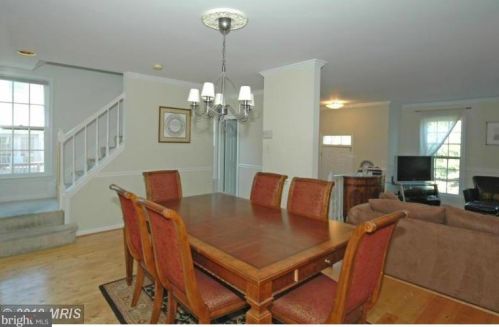 11035 Cedarwood Dr, Rockville MD  20852-3400 exterior