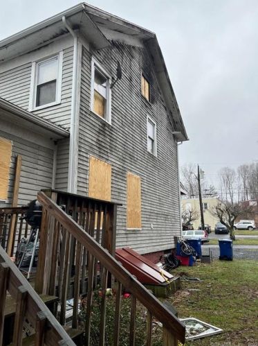 64 Tunxis St, Windsor, CT 06095-1332